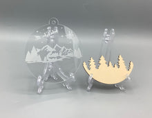 Load image into Gallery viewer, Engraved Santa Scene Bauble Blank
